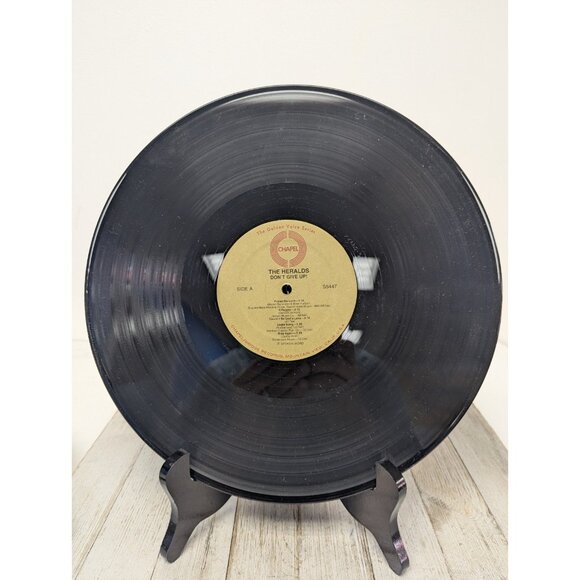 The Heralds Don't Give Up S5447 Chapel Records Vinyl - Picture 13 of 16